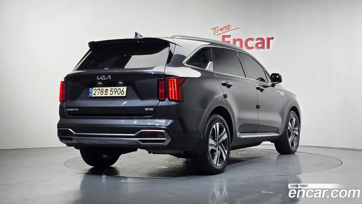 Kia Sorento — фото 4