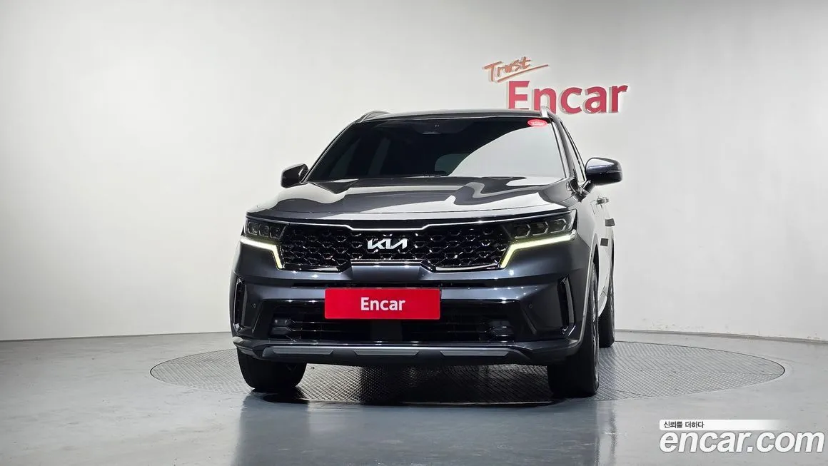 Kia Sorento — фото 5