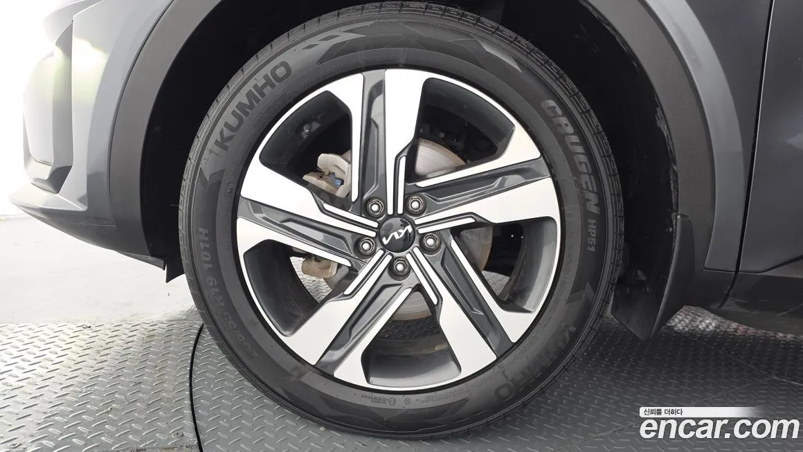 Kia Sorento — фото 7