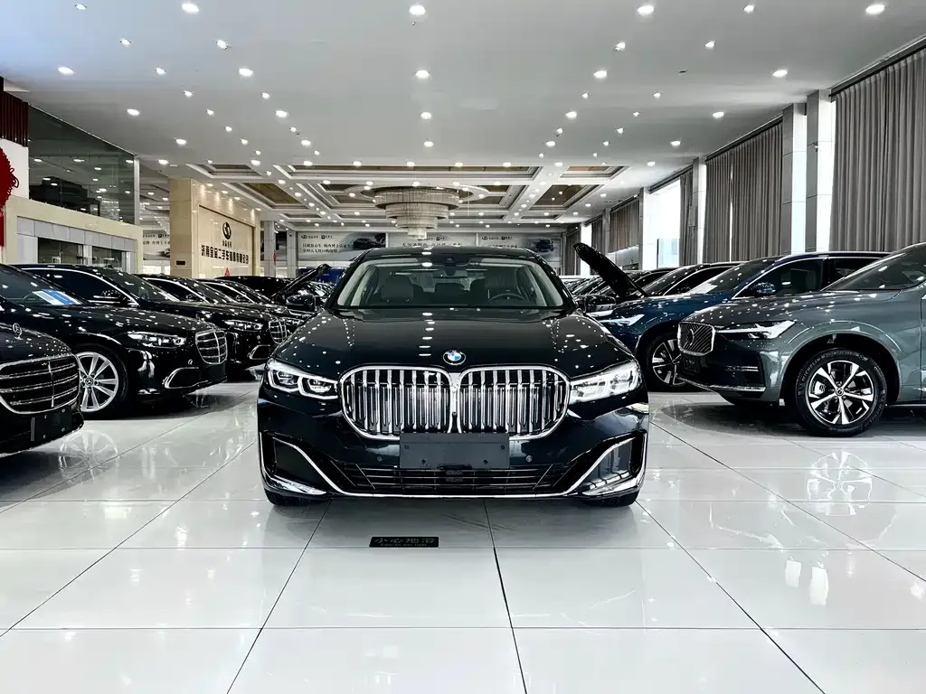 BMW 7 Series — фото 3
