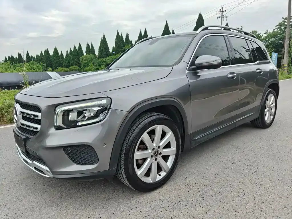 Mercedes-Benz GLB — фото 6