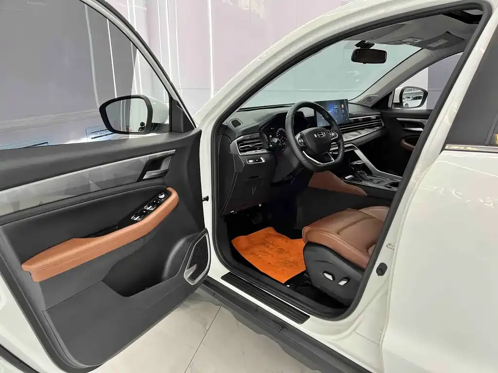 Geely Vision X6 — фото 3