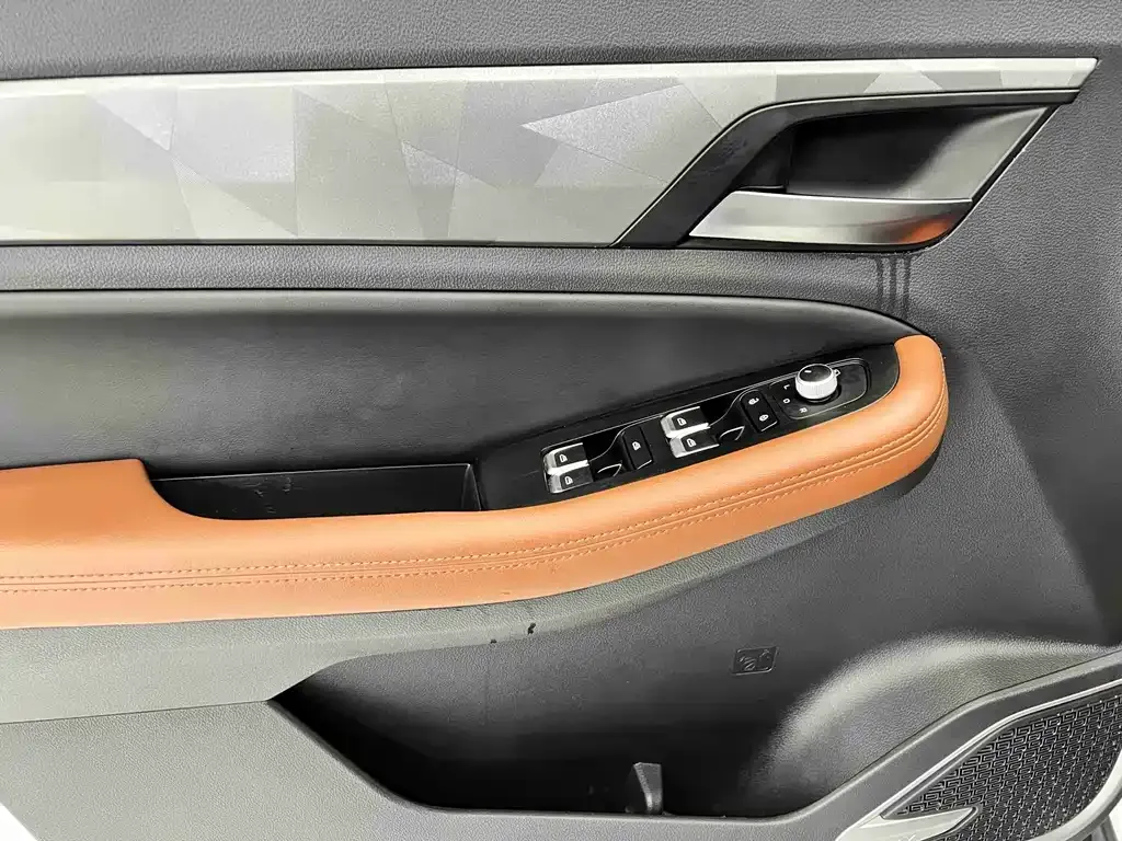 Geely Vision X6 — фото 6