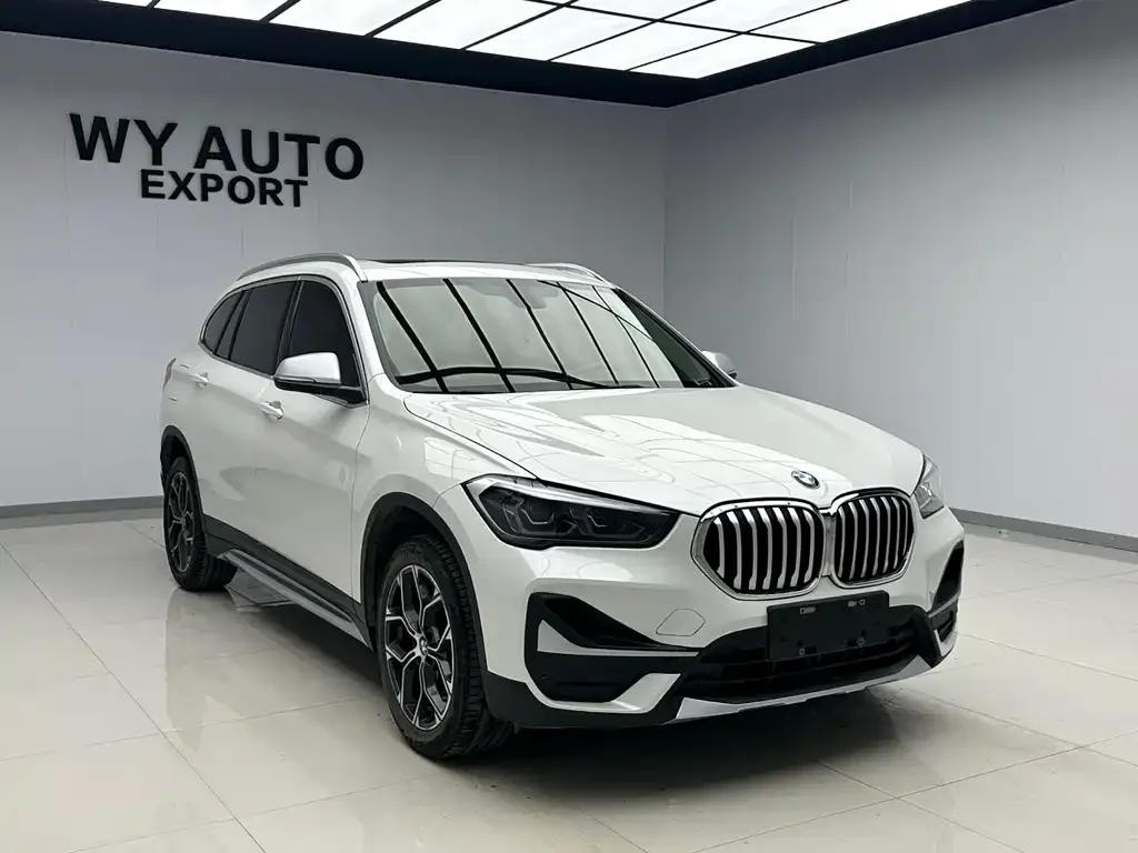 BMW X1 — фото 7