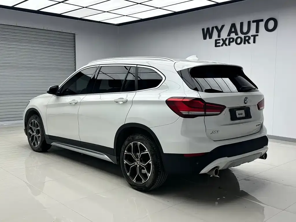 BMW X1 — фото 6