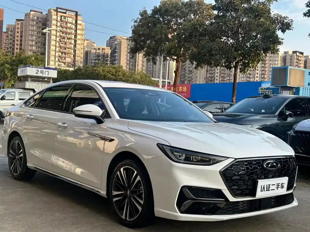 Chery Arrizo 8 PRO — фото 10