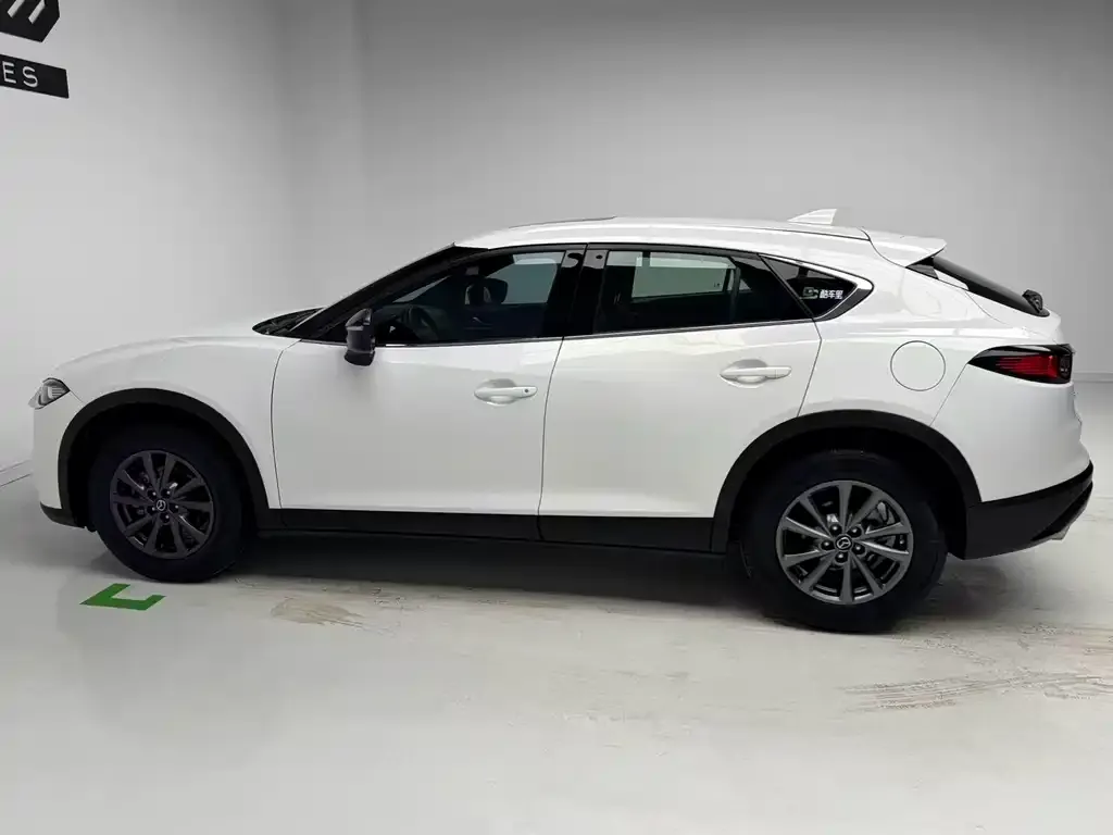 Mazda CX-4 — фото 2