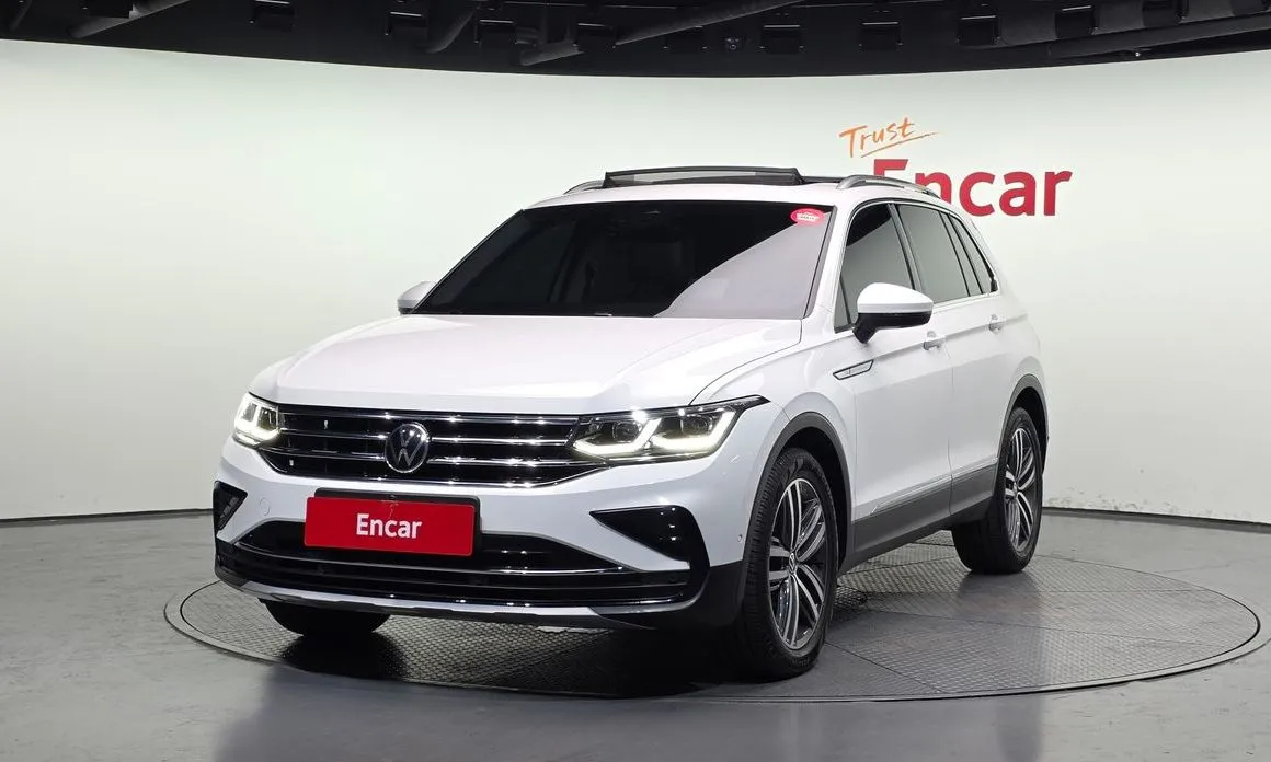 Volkswagen Tiguan — фото 1