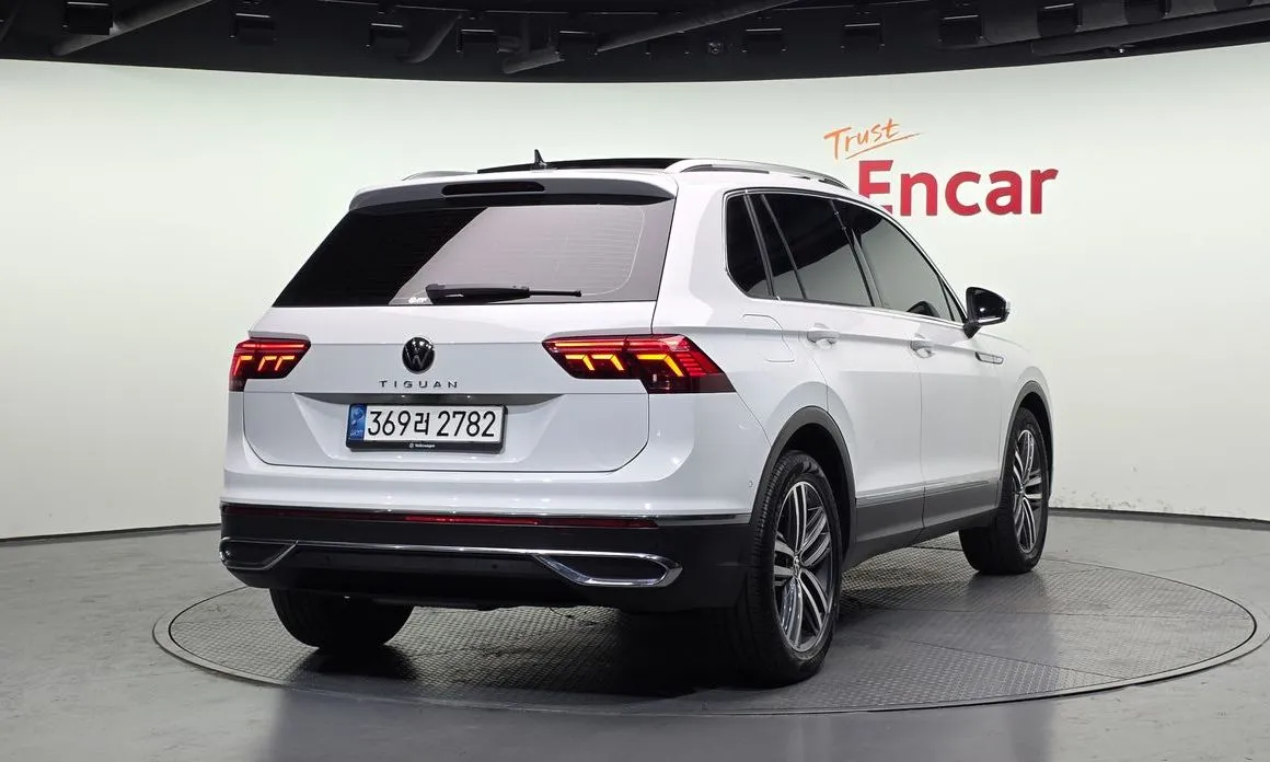 Volkswagen Tiguan — фото 5