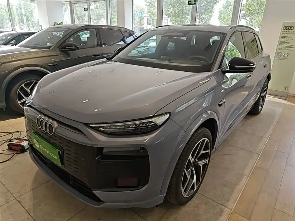 Audi Q6L e-tron — фото 10