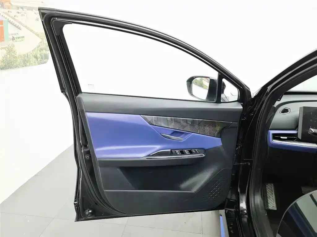 Changan UNI-T — фото 8