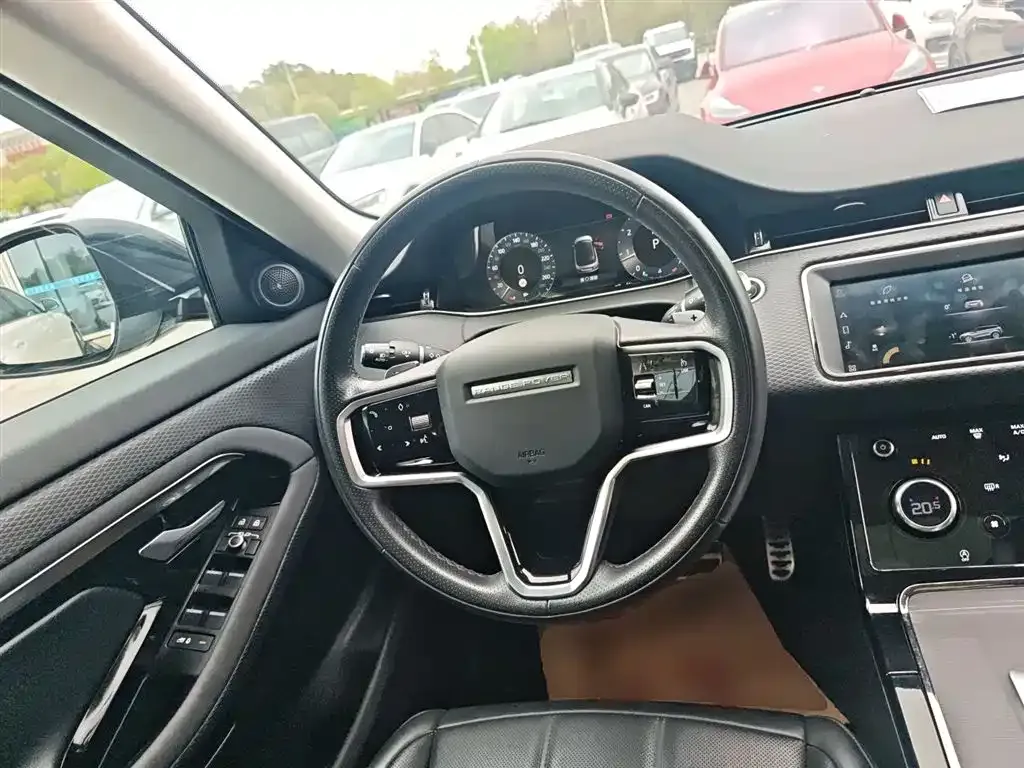 Land Rover Evoque — фото 6