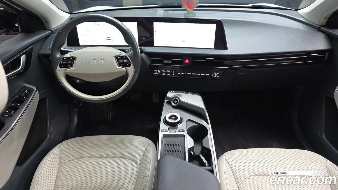 Kia EV6 — фото 8