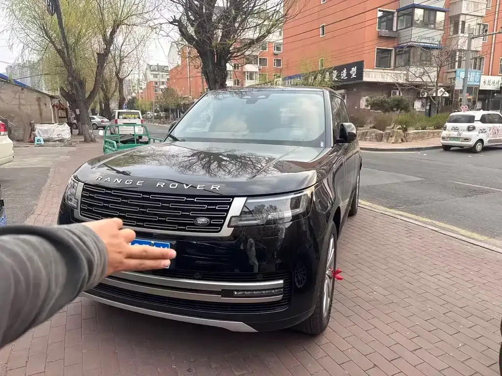 Land Rover Range Rover — фото 1