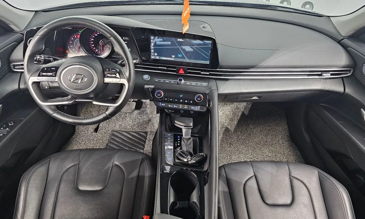 Hyundai AVANTE — фото 2