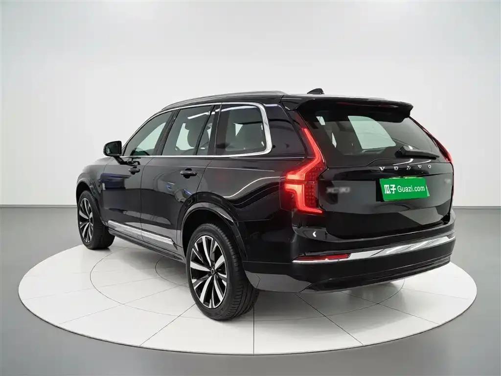 Volvo XC90 PHEV — фото 4