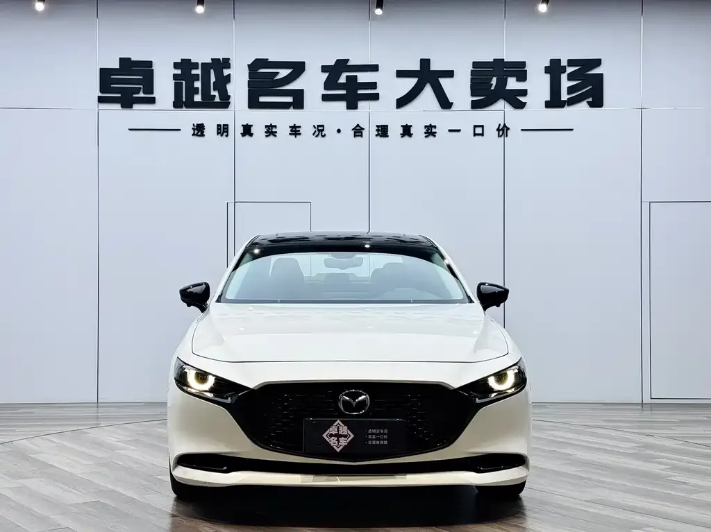 Mazda 3 Axela — фото 4