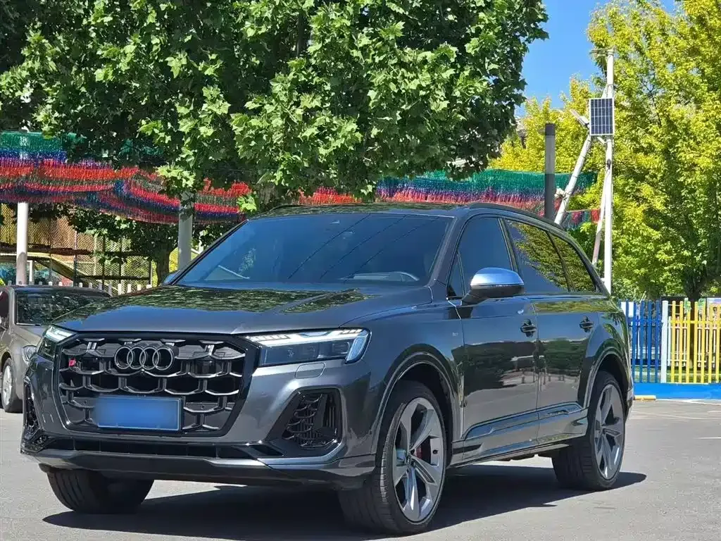 Audi SQ7 — фото 8