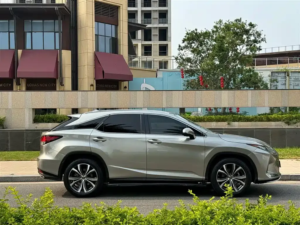 Lexus RX — фото 7