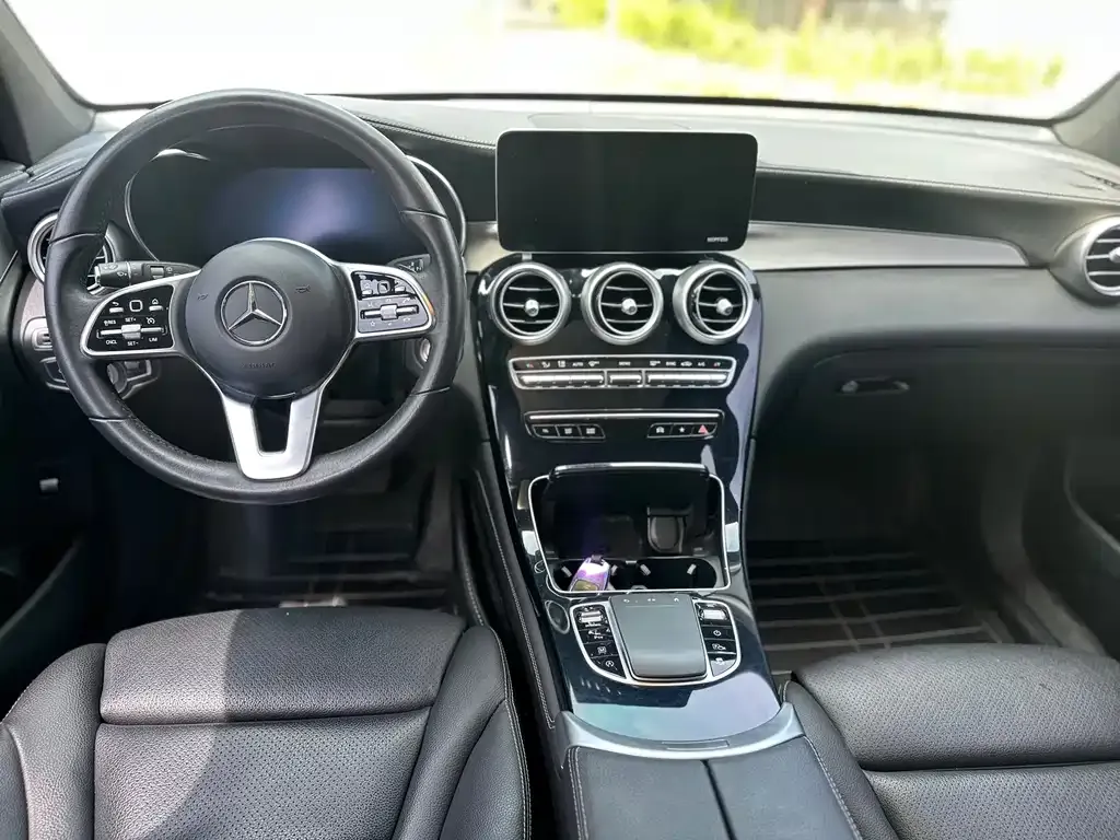 Mercedes-Benz GLC — фото 10