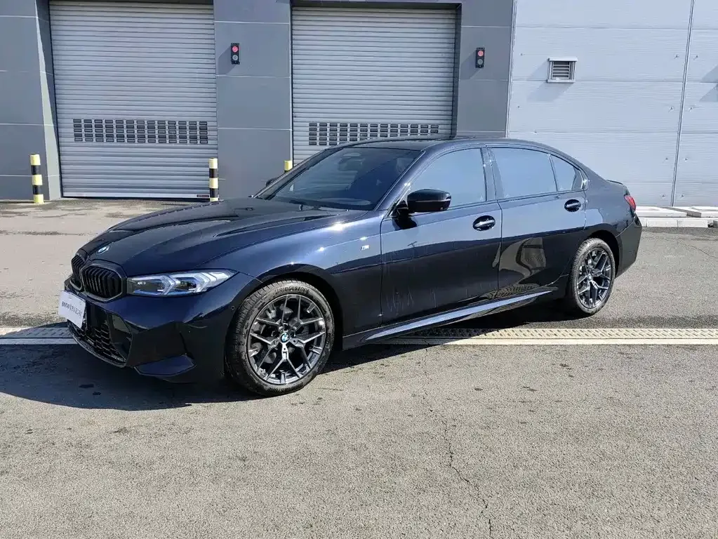 BMW 3 Series — фото 1
