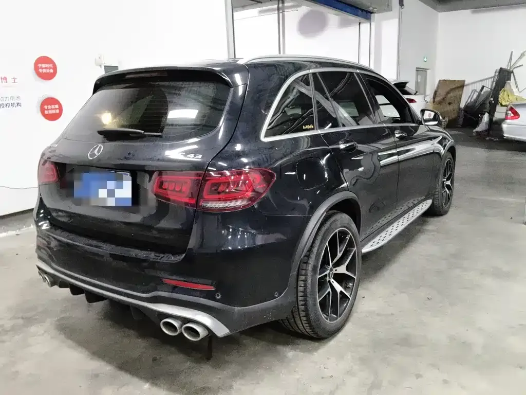 Mercedes-Benz GLC AMG — фото 3