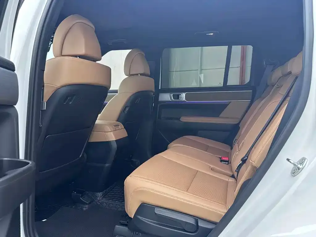 Hyundai Santa Fe — фото 4