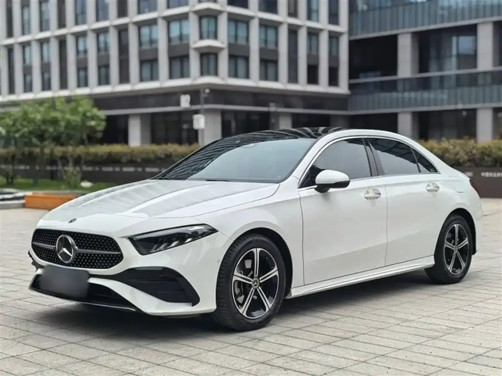 Mercedes-Benz A-Class — фото 1