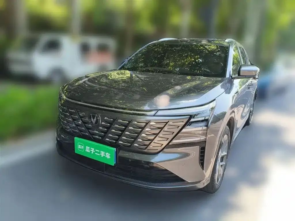 Changan CS75PLUS — фото 1