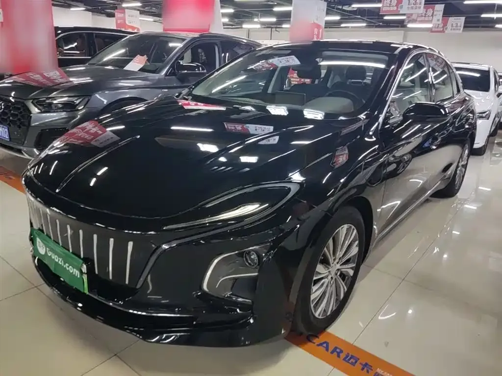Hongqi E-QM5 — фото 3