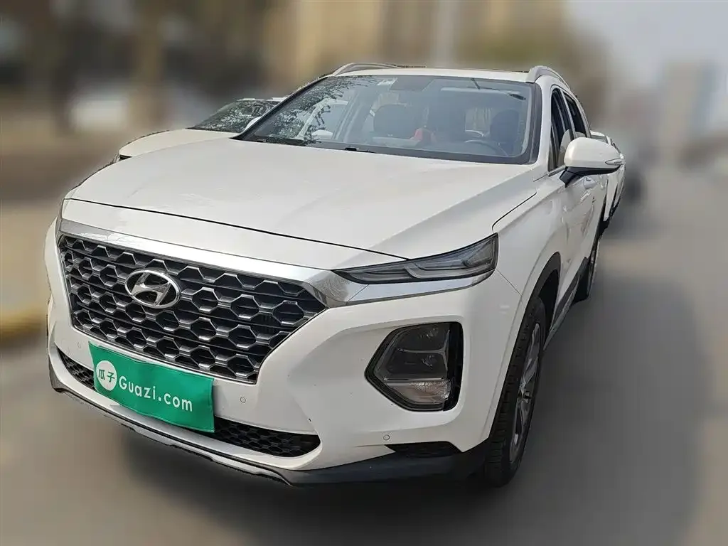 Hyundai Santa Fe — фото 2