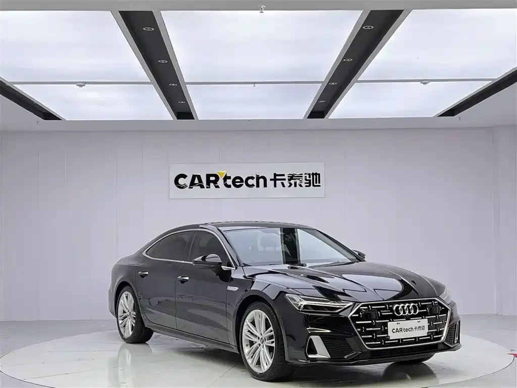 Audi A7L — фото 6
