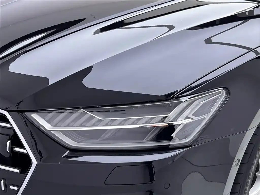 Audi A7L — фото 9
