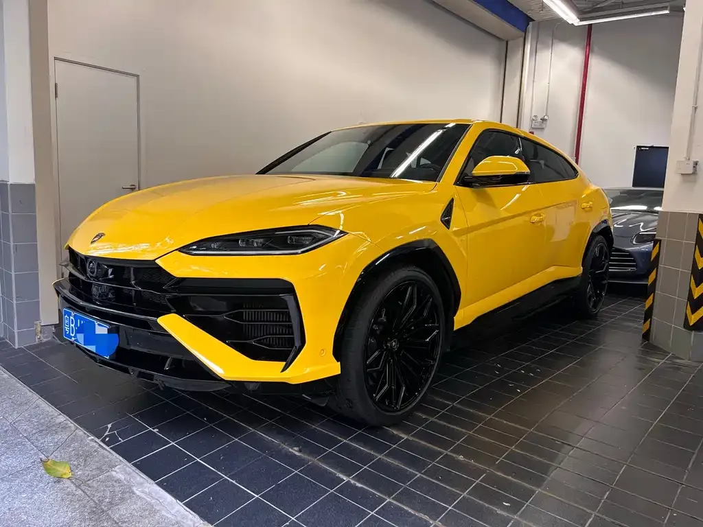 Lamborghini Urus SE — фото 1