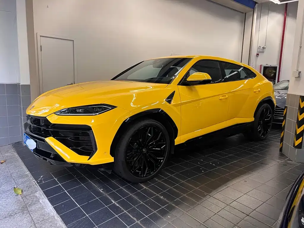 Lamborghini Urus SE — фото 8
