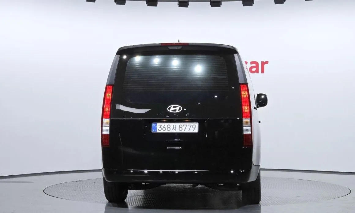 Hyundai Staria — фото 2