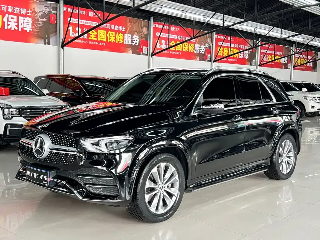 Mercedes-Benz GLE — фото 1