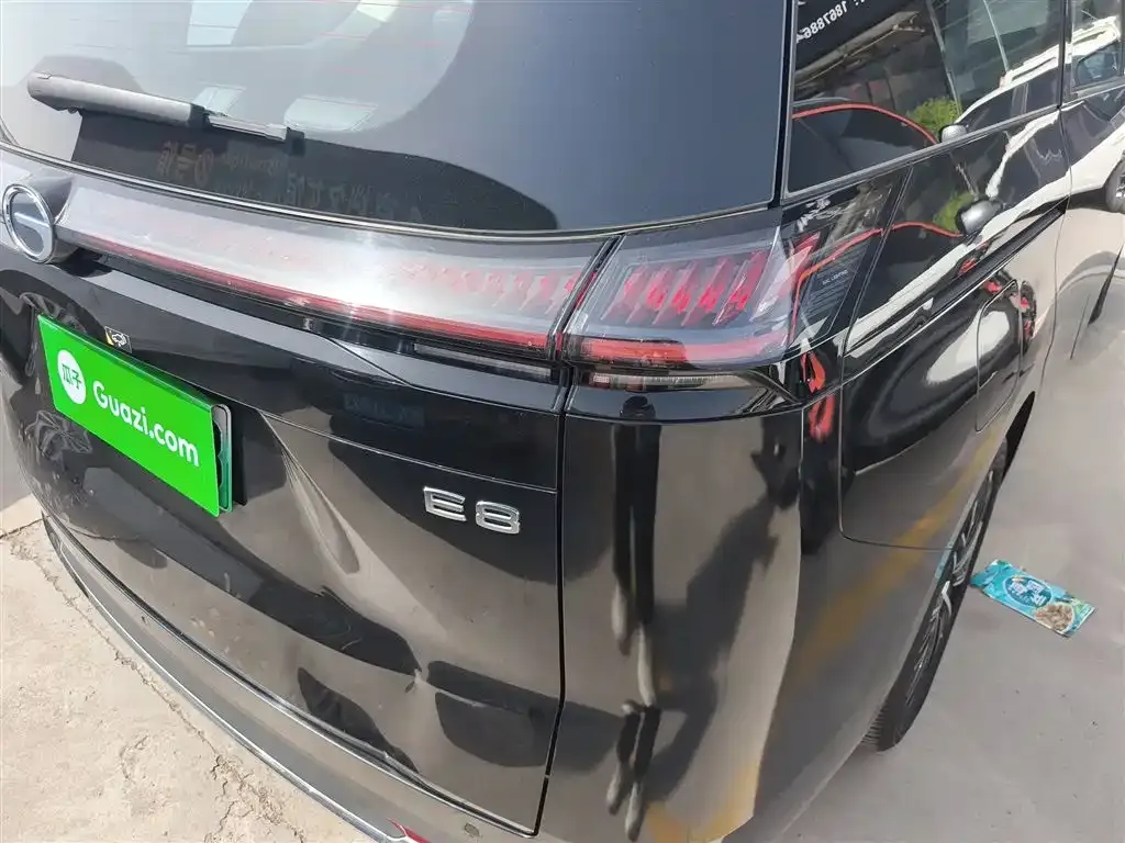 GAC Motor E8 Hybrid — фото 10