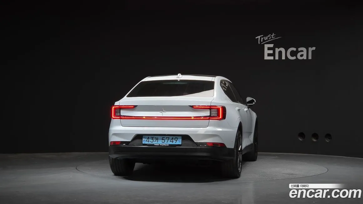 Polestar Polestar 2 — фото 2