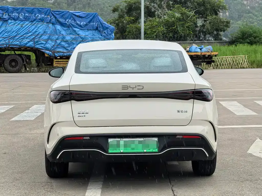 BYD Seal 06 — фото 8