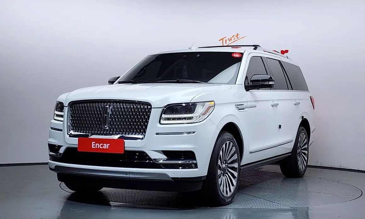 Lincoln Navigator — фото 1