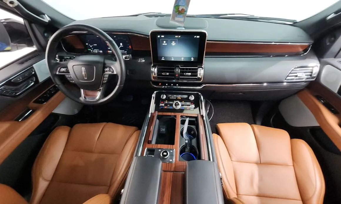Lincoln Navigator — фото 10