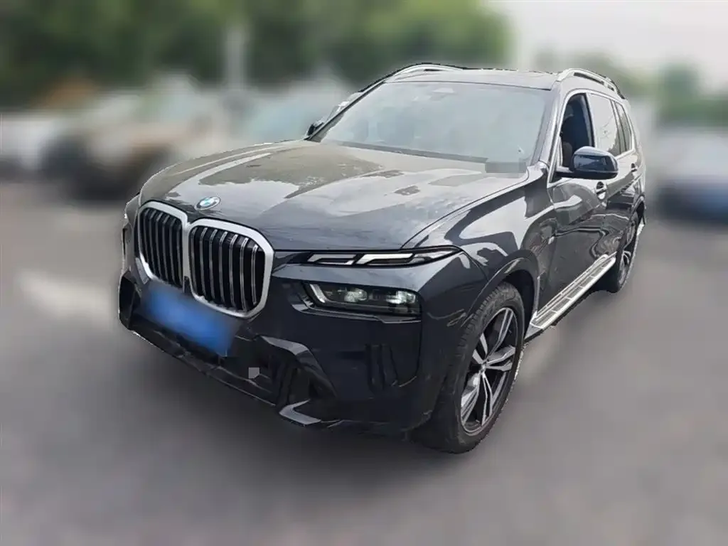 BMW X7 — фото 1