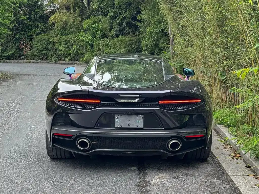 McLaren GT — фото 10