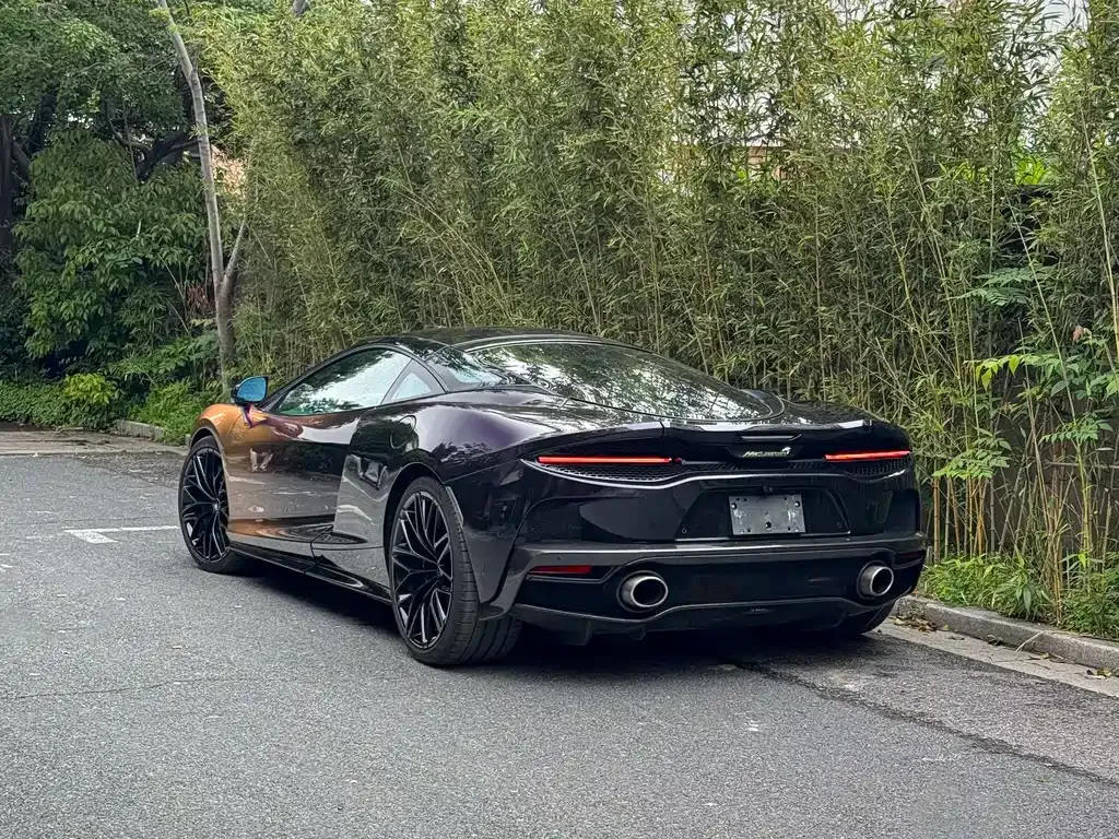 McLaren GT — фото 8