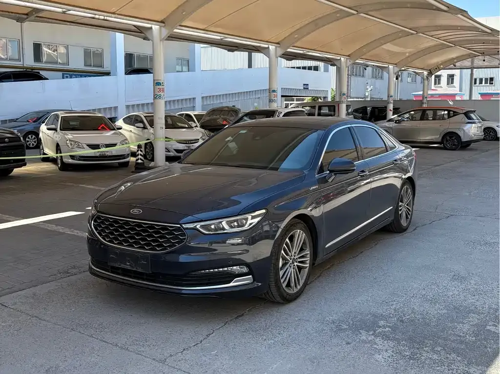 Ford Taurus — фото 1