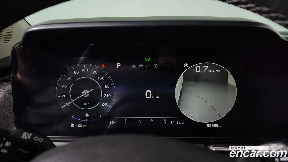 Kia Carnival — фото 10