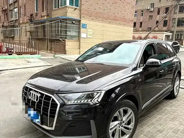 Audi Q7 — фото 4
