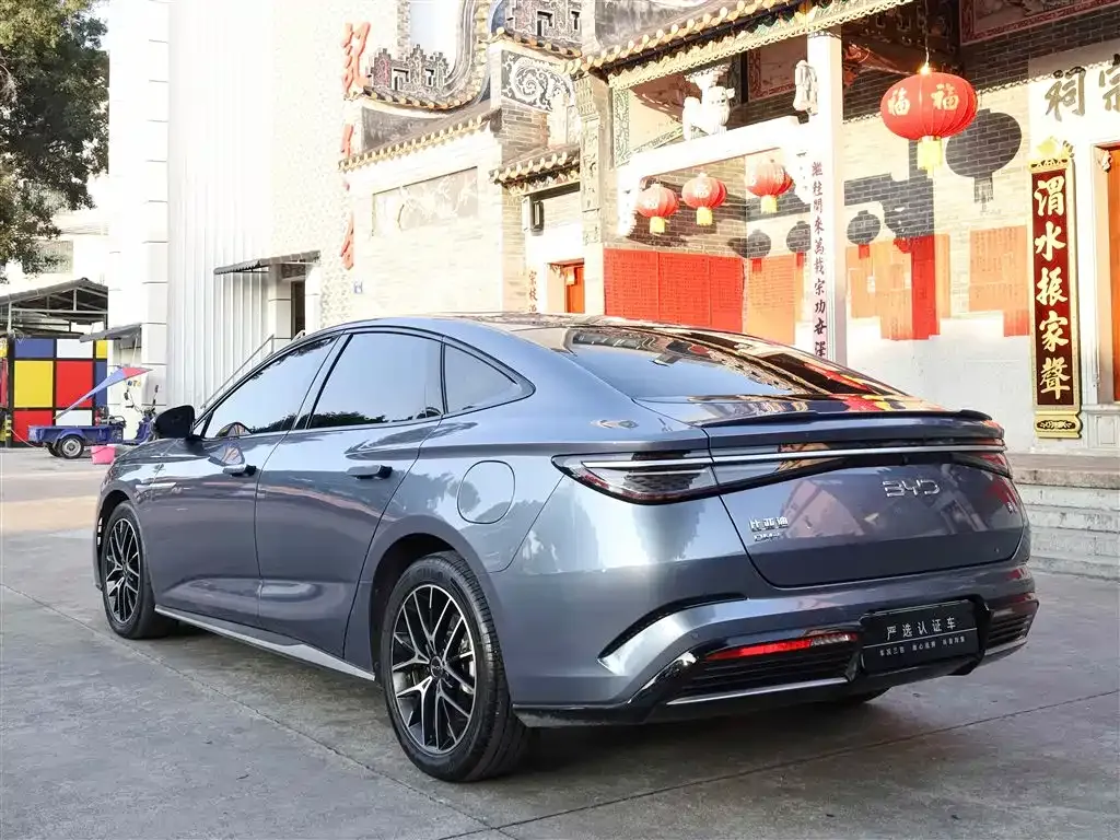 BYD Seal — фото 6