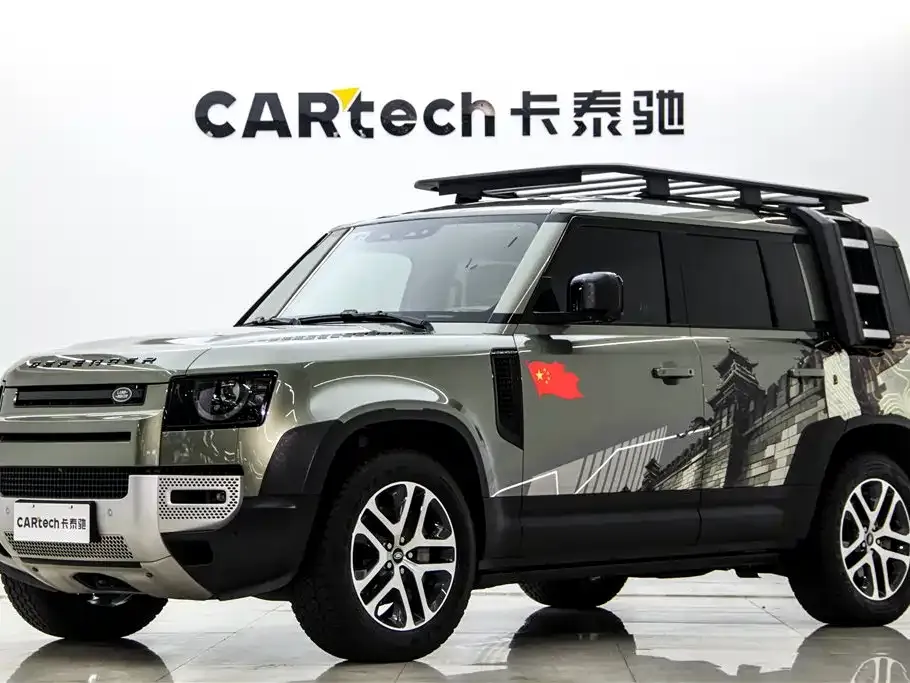 Land Rover Defender — фото 1